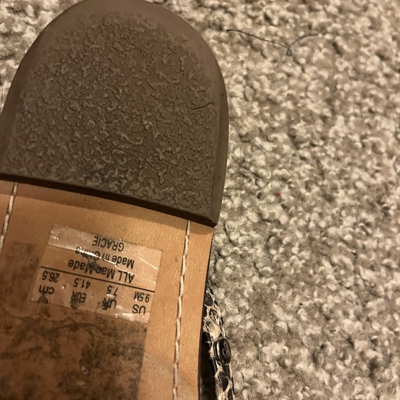 Sam Edelman Brown snake print Women's Sandals - Picture 3 of 3